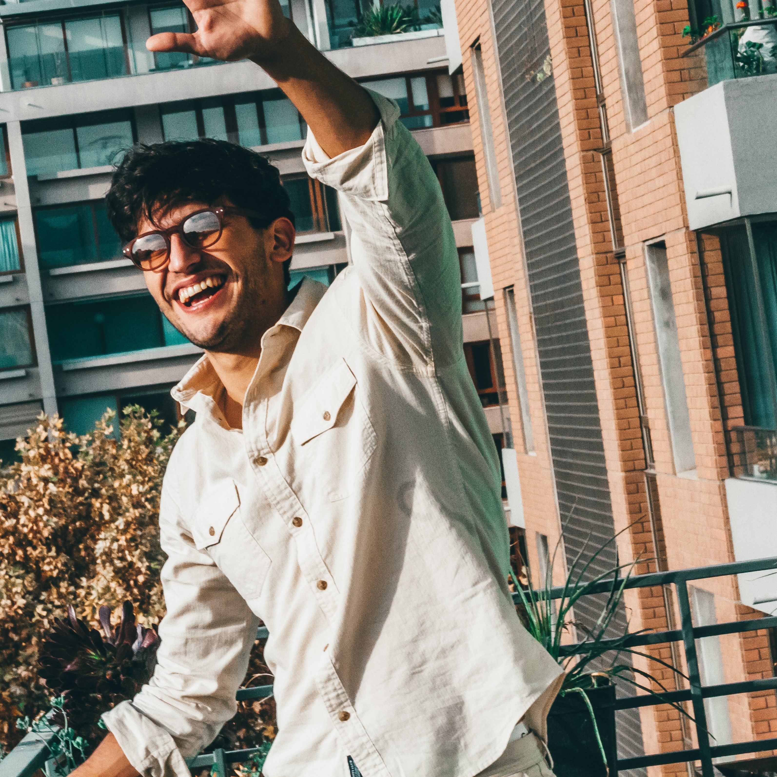 The Scientist Café Claro